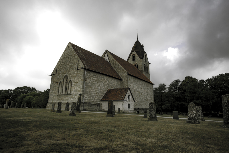 Grötlingbo kyrka från nordost
