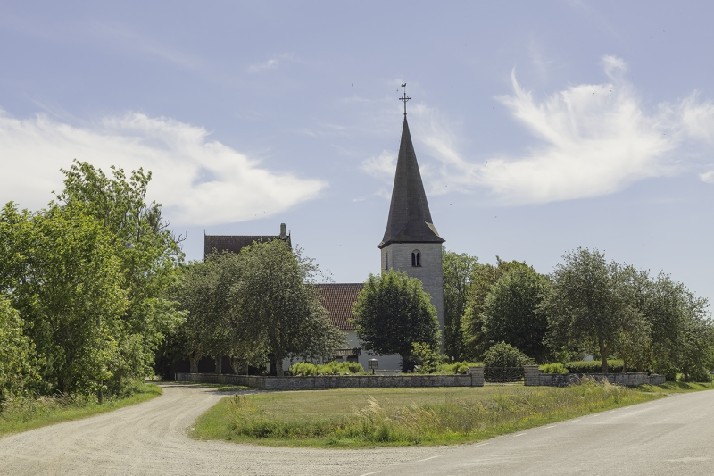 Halla kyrka från norr