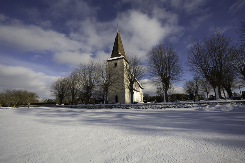 Halla kyrka från väster
