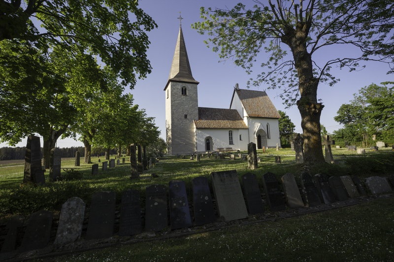 Halla kyrka från söder