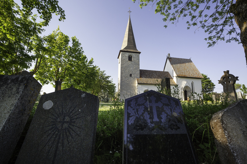 Halla kyrka från söder