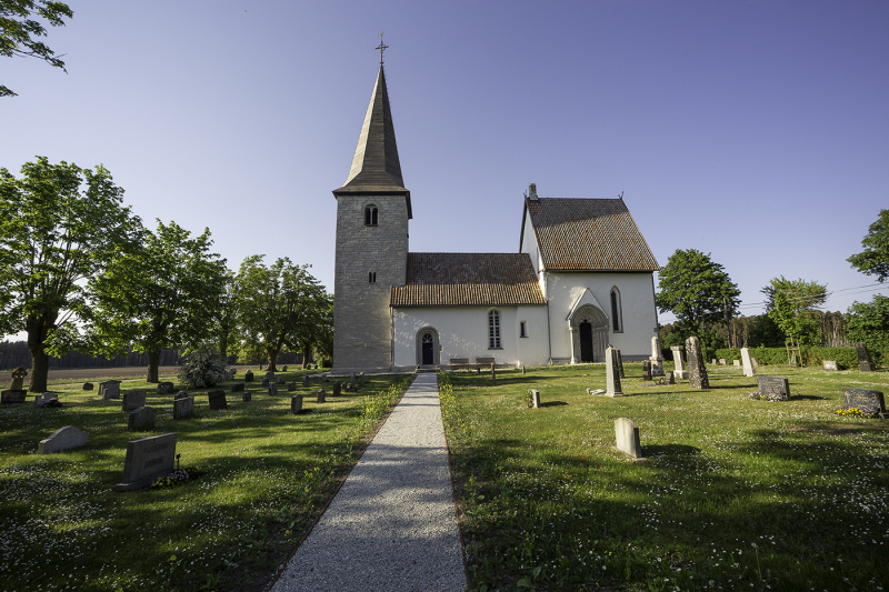 Halla kyrka från söder