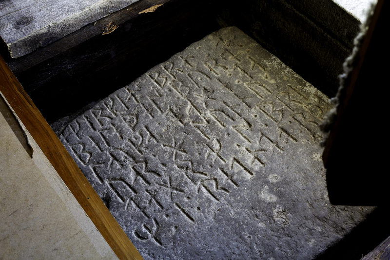 Minnessten från 1492, G 171