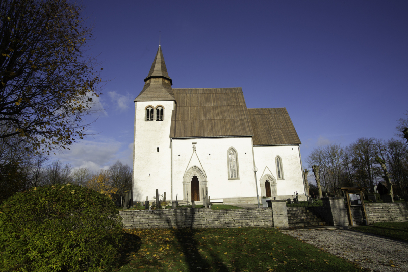 Hörsne kyrka från söder