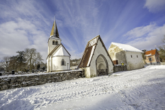 Linde kyrka från öster