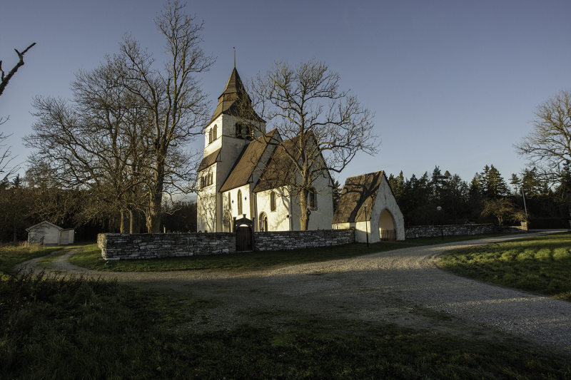 Lokrume kyrka från sydost