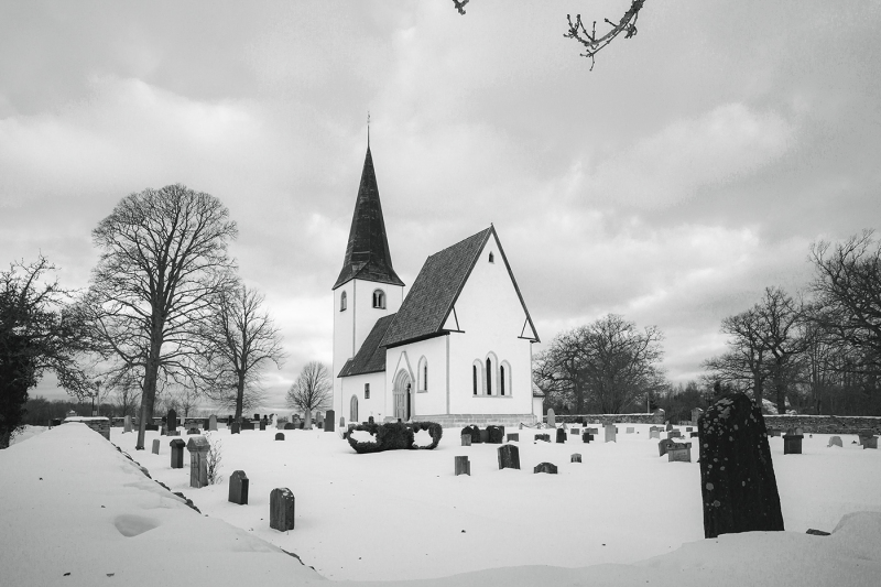 Lummelunda kyrka från sydost