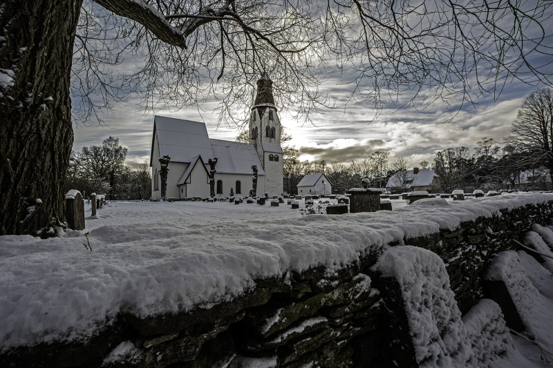 Lye kyrka från nordost