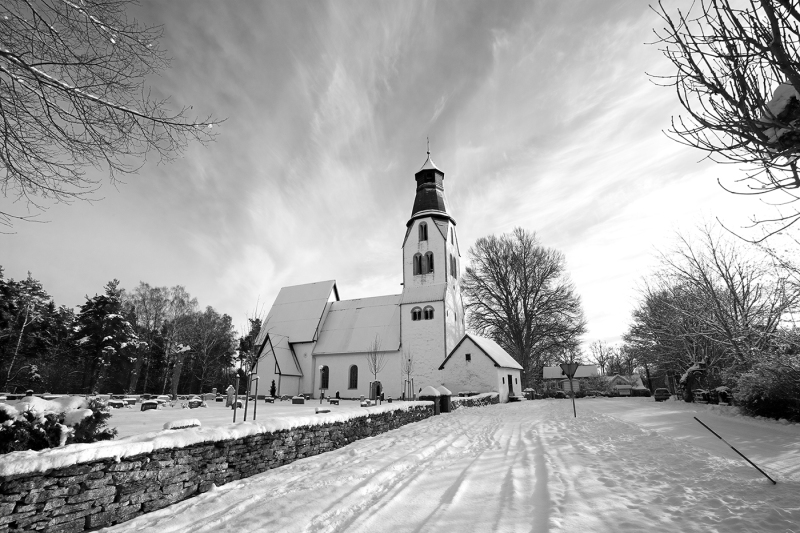 Lye kyrka norrifrån