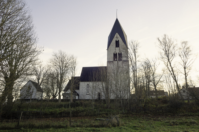 Mästerby kyrka från norr