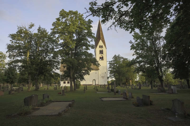 Othem kyrka norrifrån