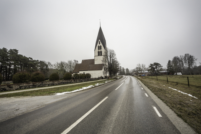 Sproge kyrka från norr