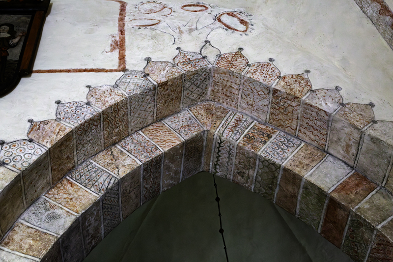 Målning från mitten av 1200-talet i triumfbågen