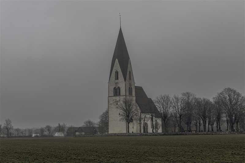 Tofta kyrka från sydväst
