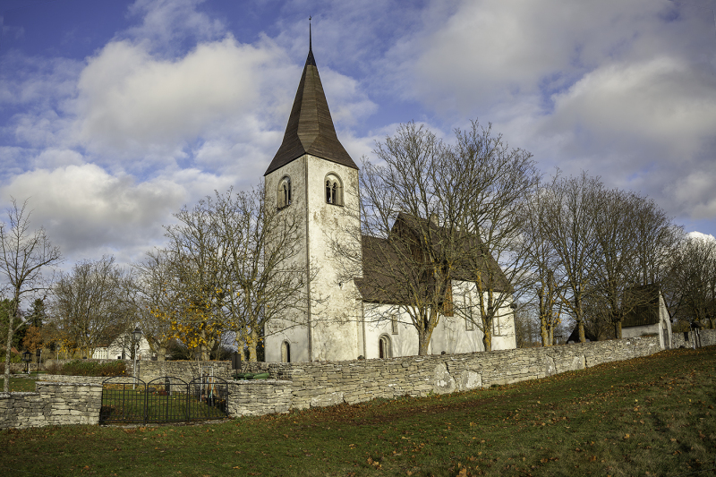 Vallstena kyrka från sydväst