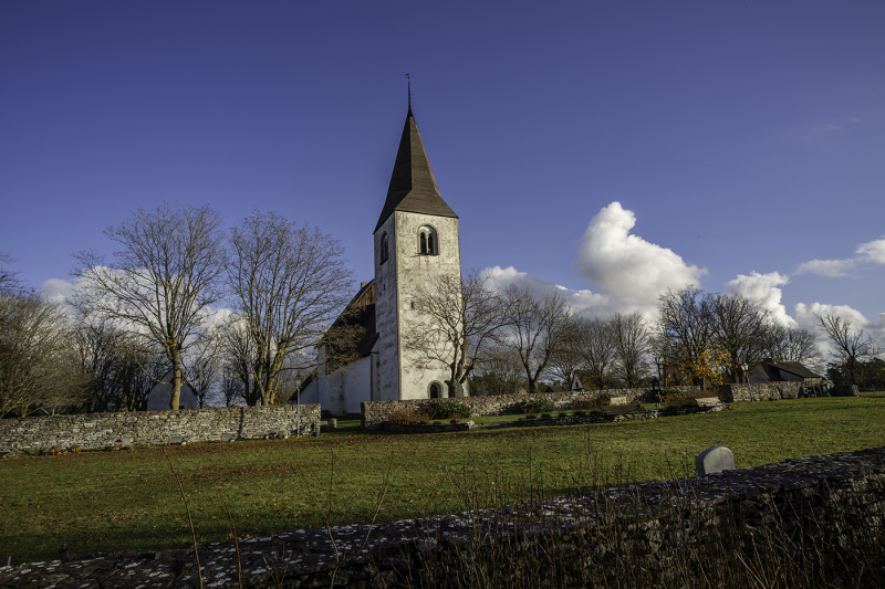 Vallstena kyrka från sydväst