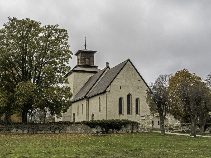 Vamlingbo kyrka från sydost