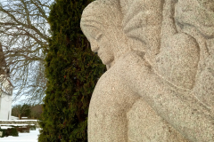 Konstnären Ellen Roosval von Hallwyls gravsten