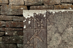 Väskinde kyrkogård