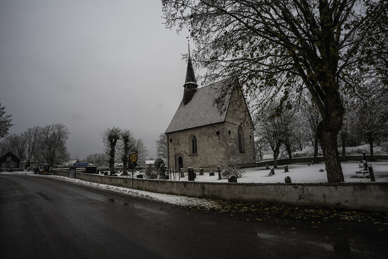 Västergarn kyrka från sydost