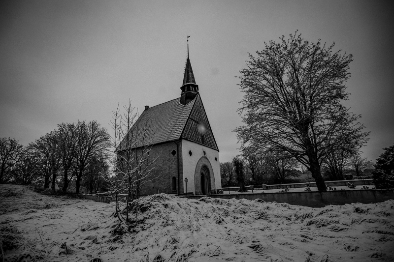 Västergarn kyrka från nordväst