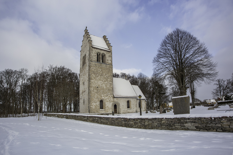 Västerhejde kyrka från sydväst